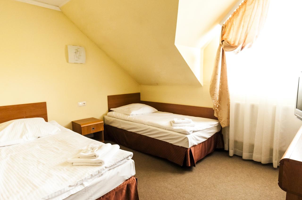 Hotel Olenka Szydlowiec Exterior foto